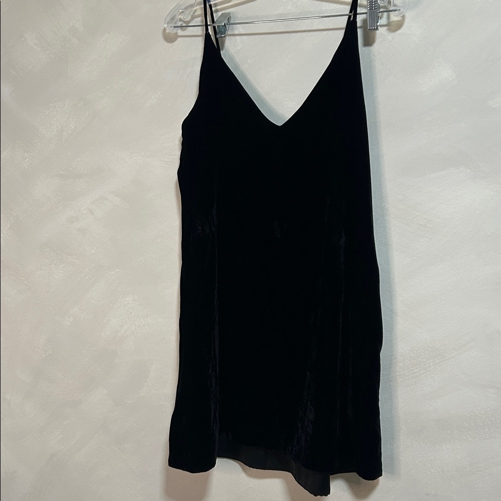 & OTHER STORIES spaghetti Strap Velvet mini Dress size small black - Picture 6 of 6